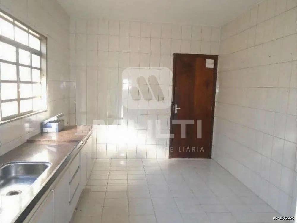 Casa, 3 quartos, 164 m² - Foto 3