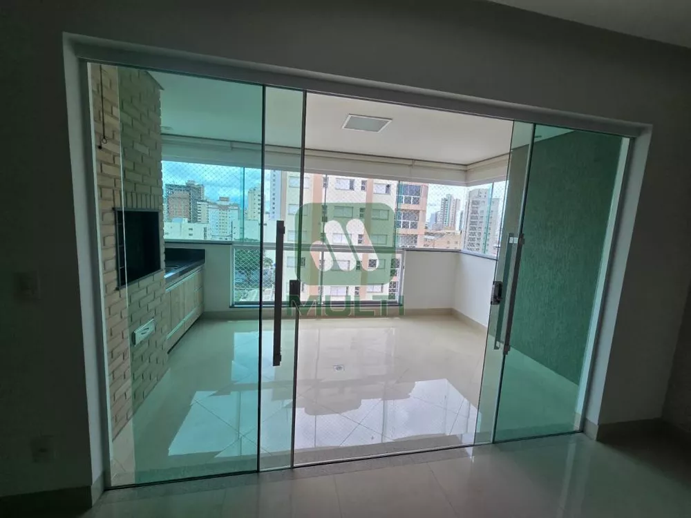 Apartamento à venda com 3 quartos, 185m² - Foto 2