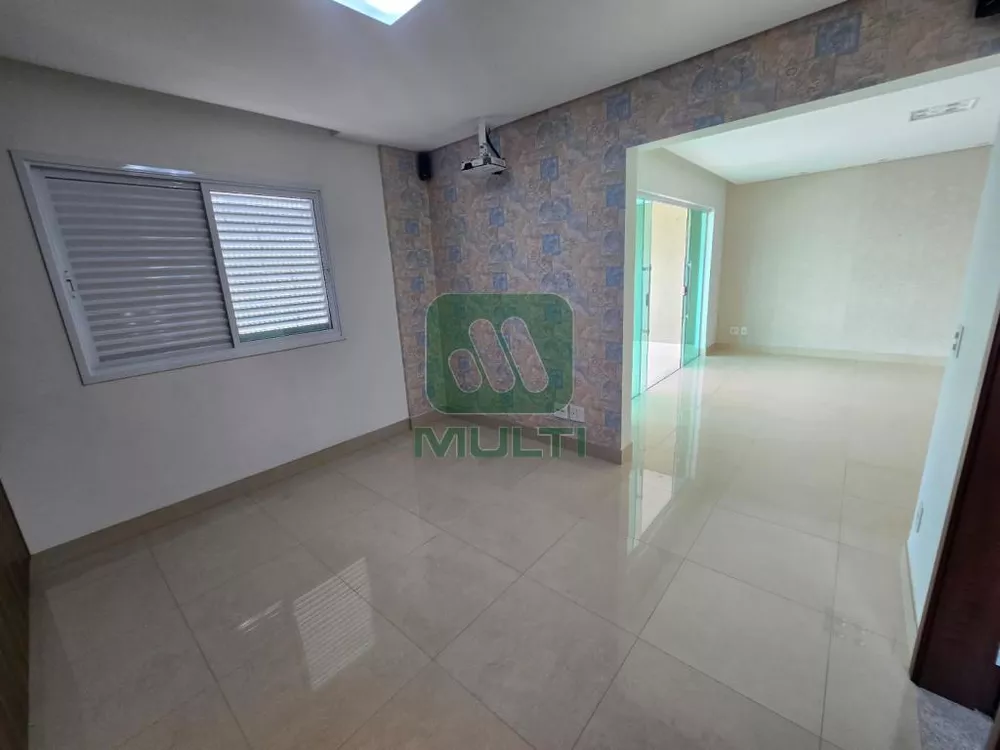 Apartamento à venda com 3 quartos, 185m² - Foto 9