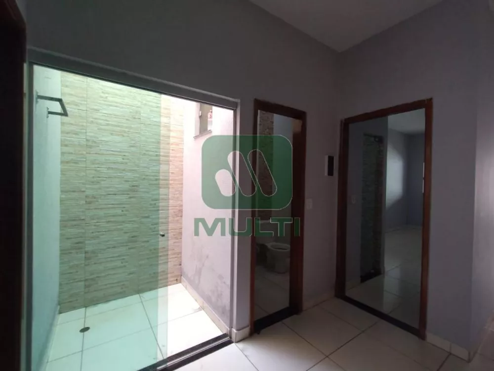 Casa à venda com 2 quartos, 84m² - Foto 11