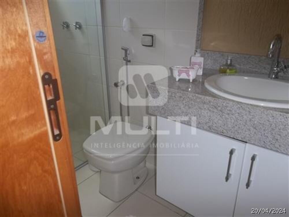 Apartamento, 3 quartos, 158 m² - Foto 2