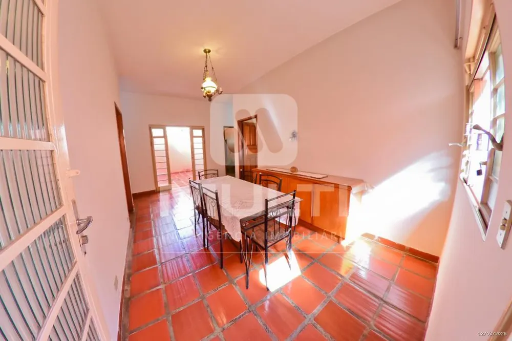 Casa, 3 quartos, 146 m² - Foto 2