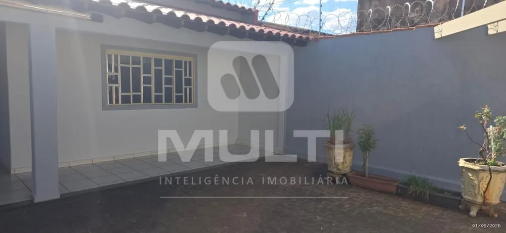 Casa, 3 quartos, 183 m² - Foto 2