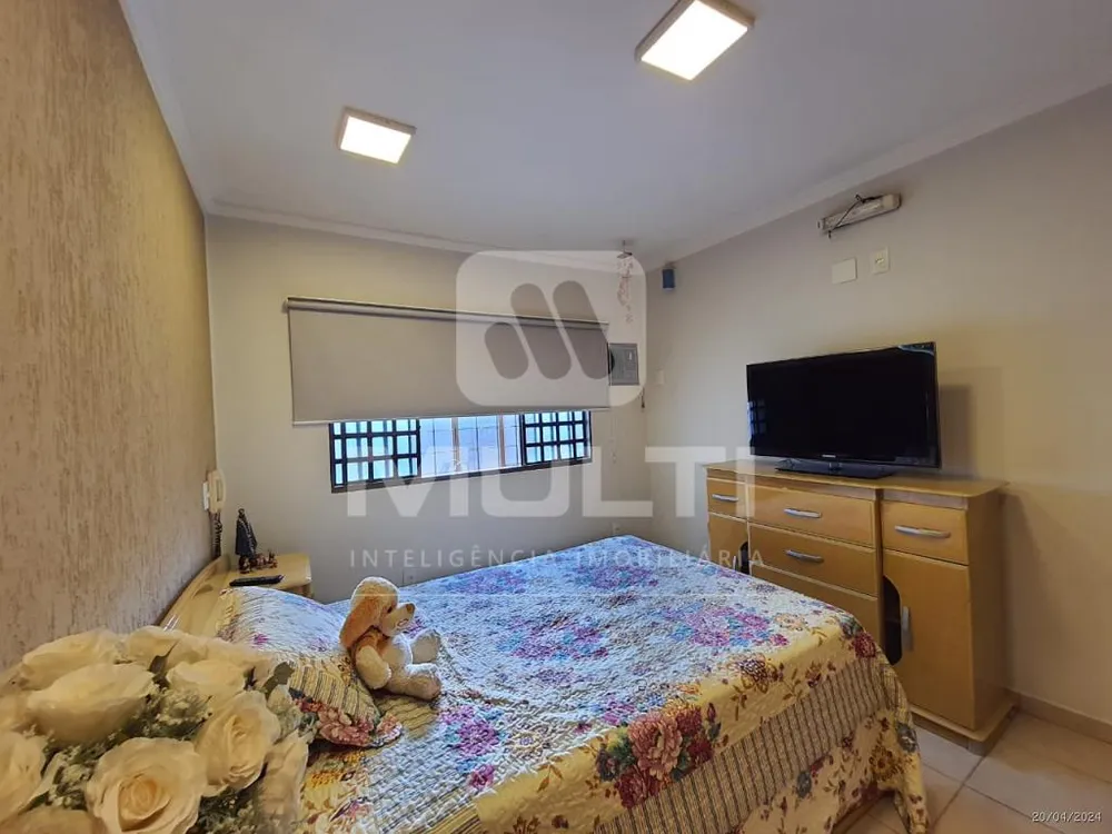 Casa, 3 quartos, 200 m² - Foto 3
