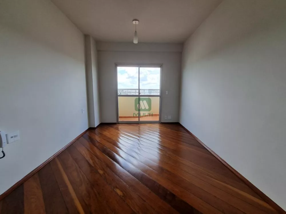 Apartamento à venda com 3 quartos, 130m² - Foto 8