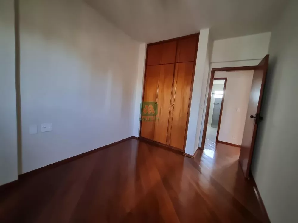 Apartamento à venda com 3 quartos, 130m² - Foto 7