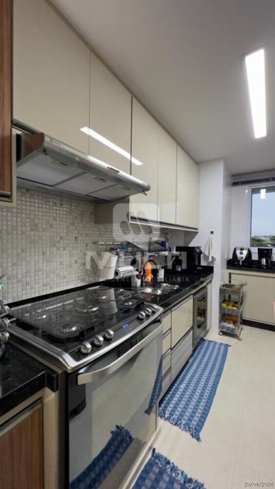 Apartamento à venda com 3 quartos, 97m² - Foto 8