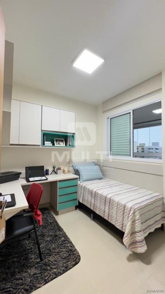 Apartamento à venda com 3 quartos, 97m² - Foto 7