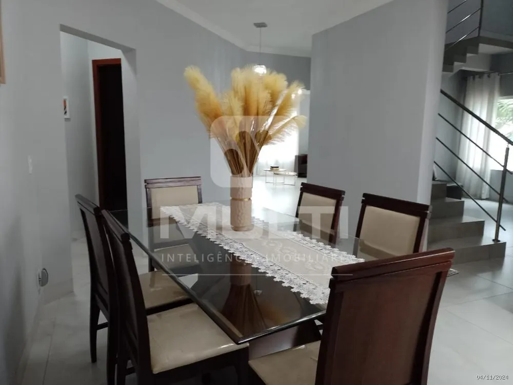 Casa, 4 quartos, 301 m² - Foto 1