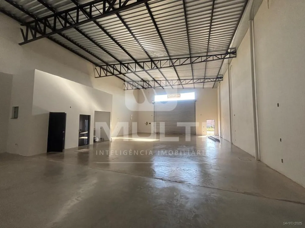 Casa, 1 quarto, 235 m² - Foto 1