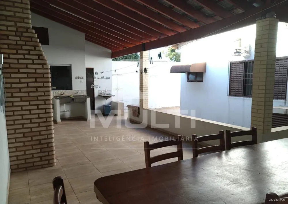 Casa, 3 quartos, 216 m² - Foto 8