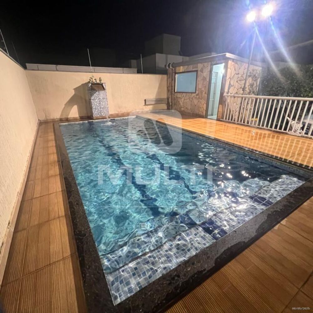 Casa, 3 quartos, 361 m² - Foto 2