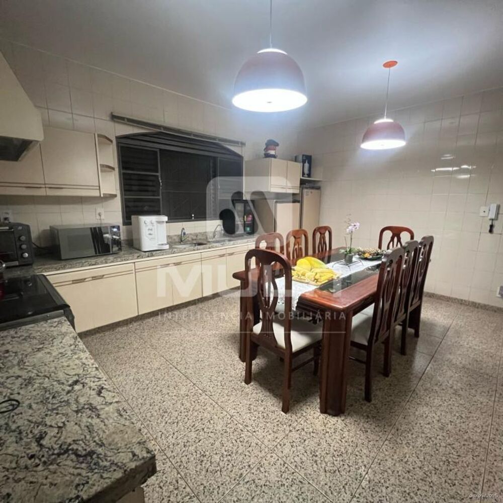 Casa, 3 quartos, 361 m² - Foto 19