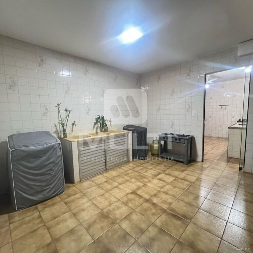 Casa, 3 quartos, 361 m² - Foto 3