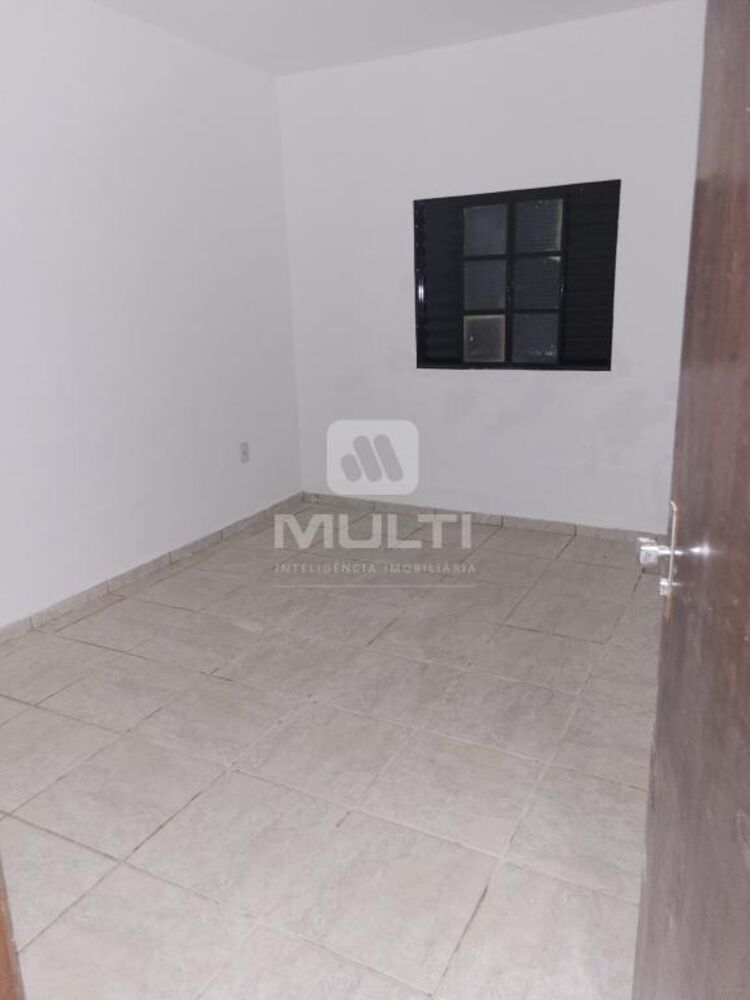 Casa à venda com 4 quartos, 206m² - Foto 11