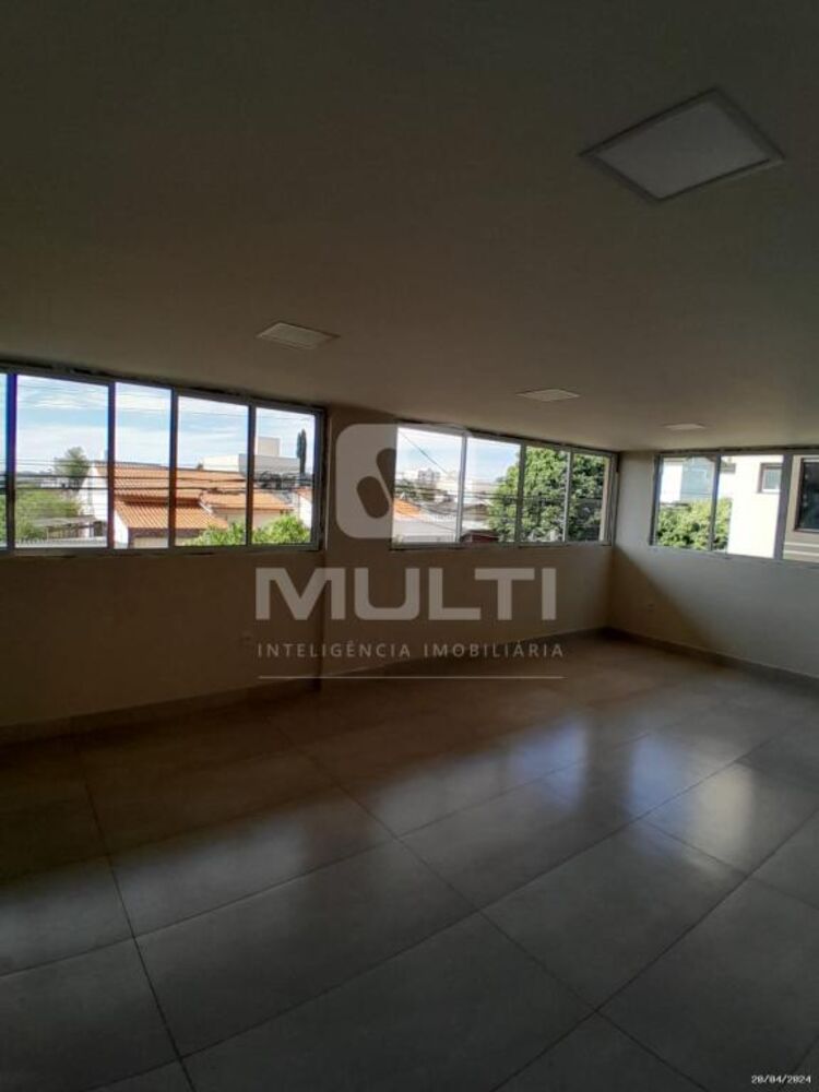 Apartamento à venda com 2 quartos, 86m² - Foto 7