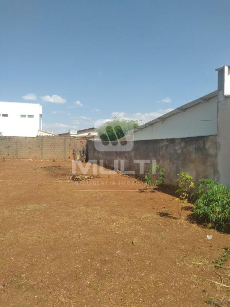 Terreno, 300 m² - Foto 1