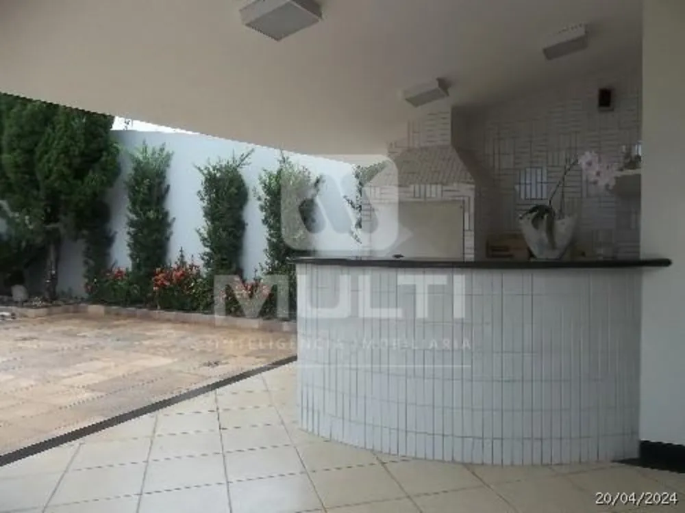 Casa, 3 quartos, 337 m² - Foto 4