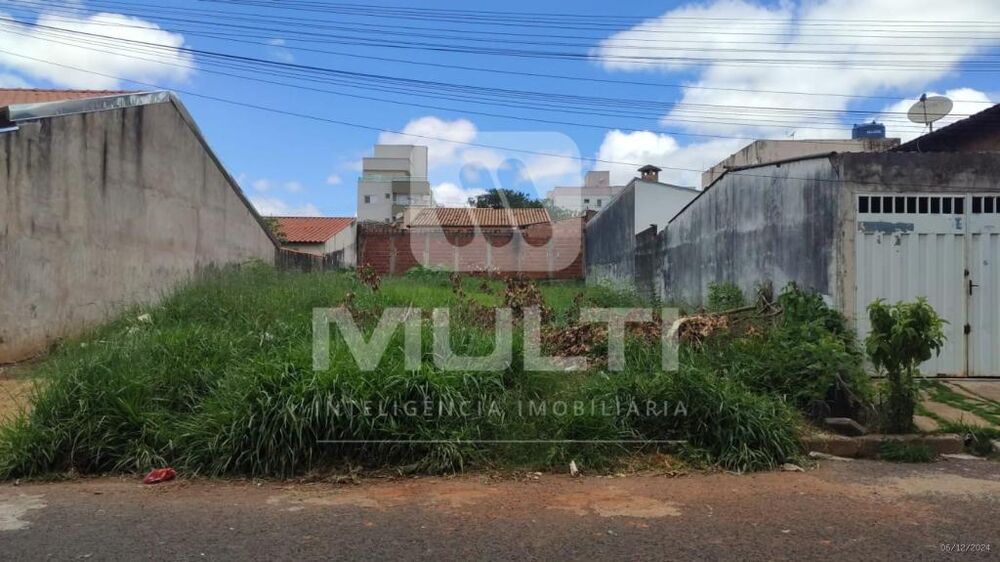 Terreno, 300 m² - Foto 1