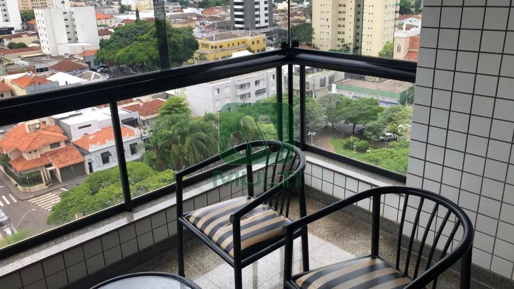 Apartamento à venda com 4 quartos, 205m² - Foto 3