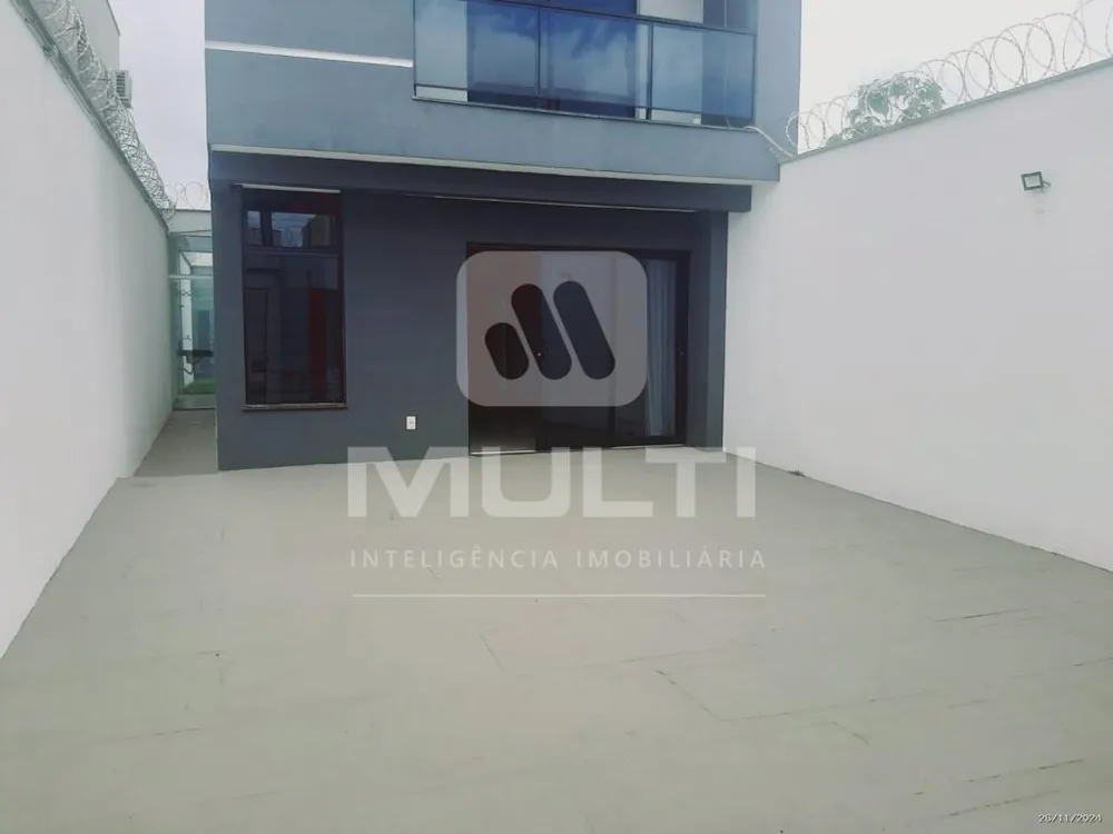 Casa, 3 quartos, 108 m² - Foto 2