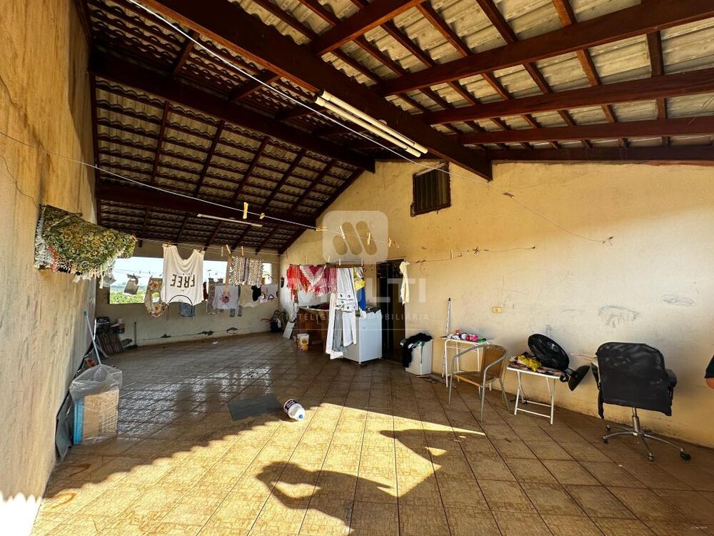 Casa, 3 quartos, 280 m² - Foto 1