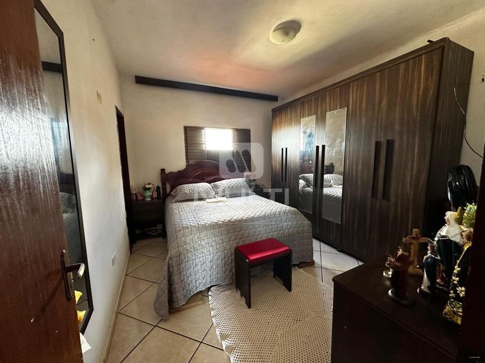 Casa, 3 quartos, 280 m² - Foto 2