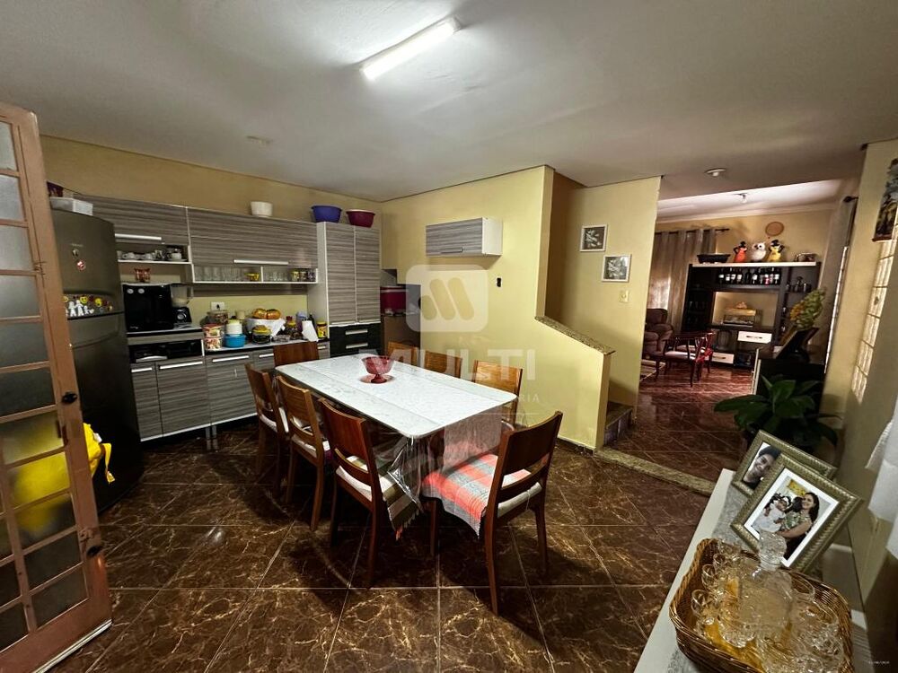 Casa, 3 quartos, 280 m² - Foto 8