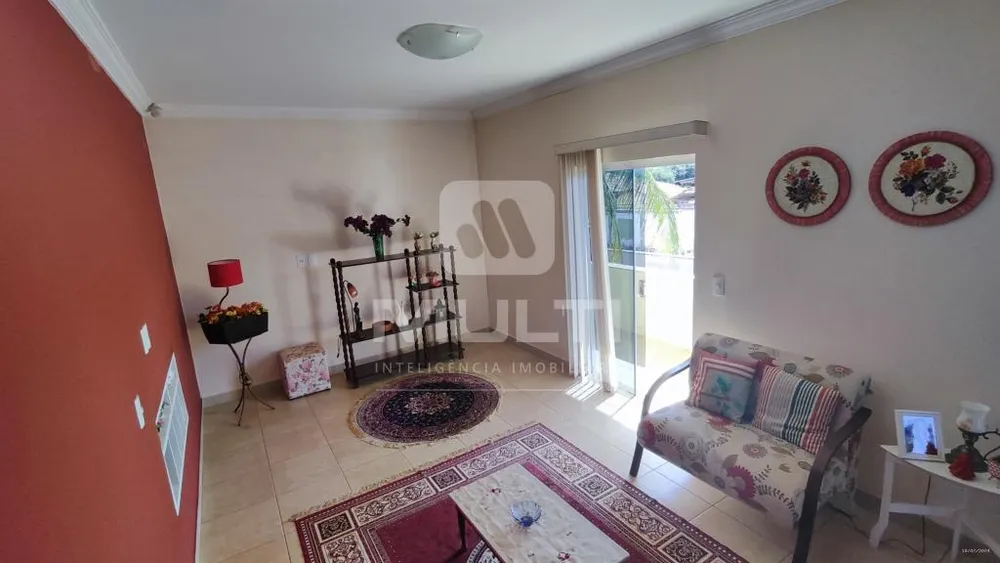Casa, 3 quartos, 250 m² - Foto 5