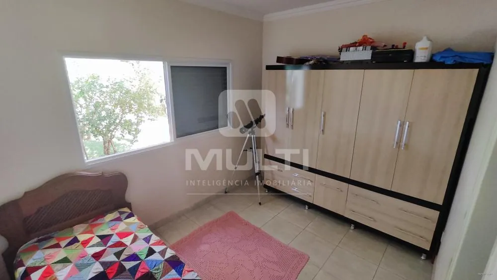 Casa, 3 quartos, 250 m² - Foto 8