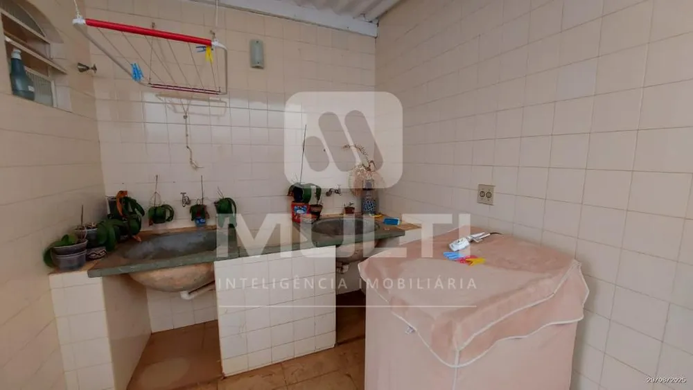 Casa, 3 quartos, 192 m² - Foto 2