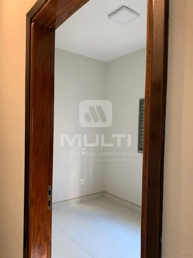 Casa, 3 quartos, 166 m² - Foto 1