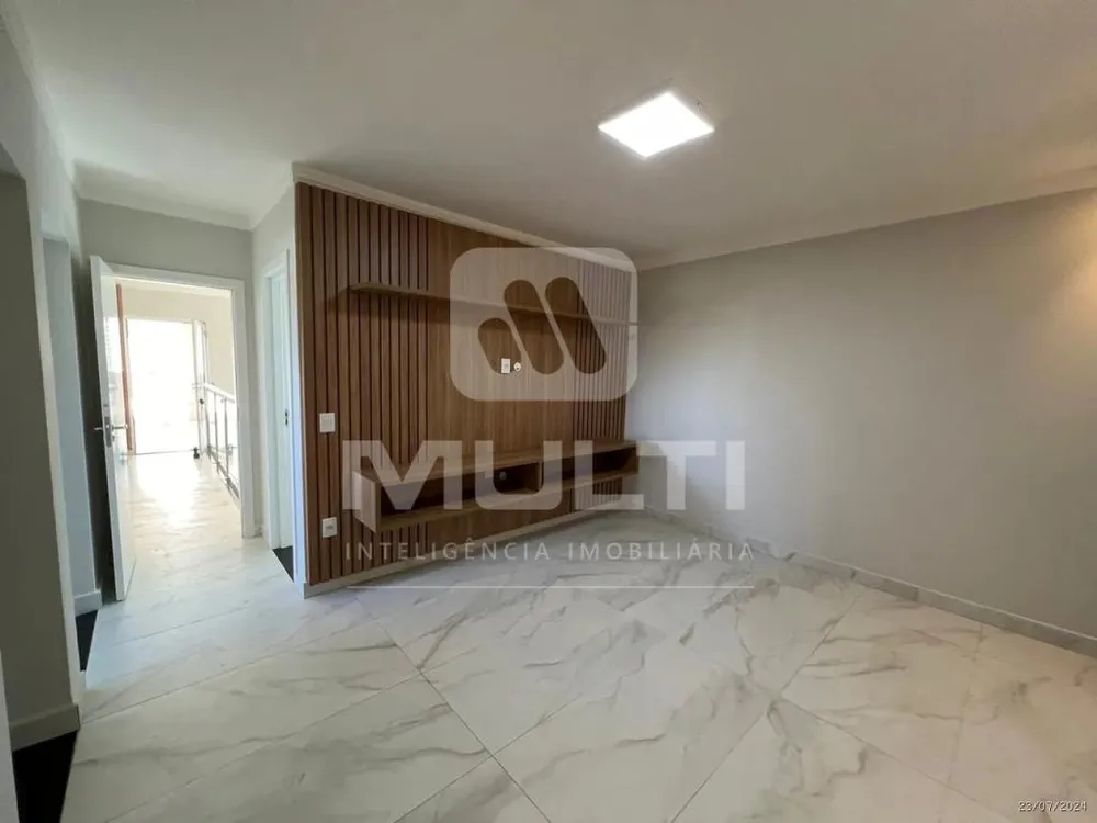 Cobertura, 3 quartos, 230 m² - Foto 2