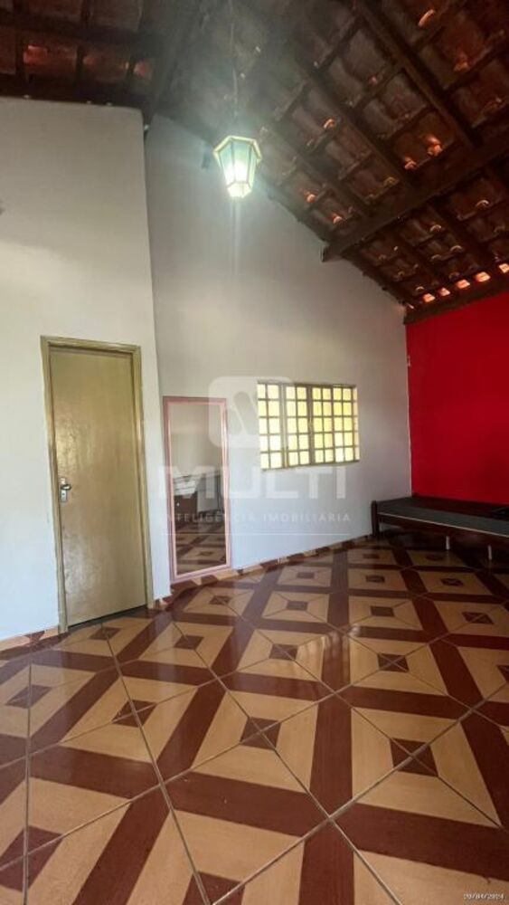 Casa, 5 quartos, 200 m² - Foto 1