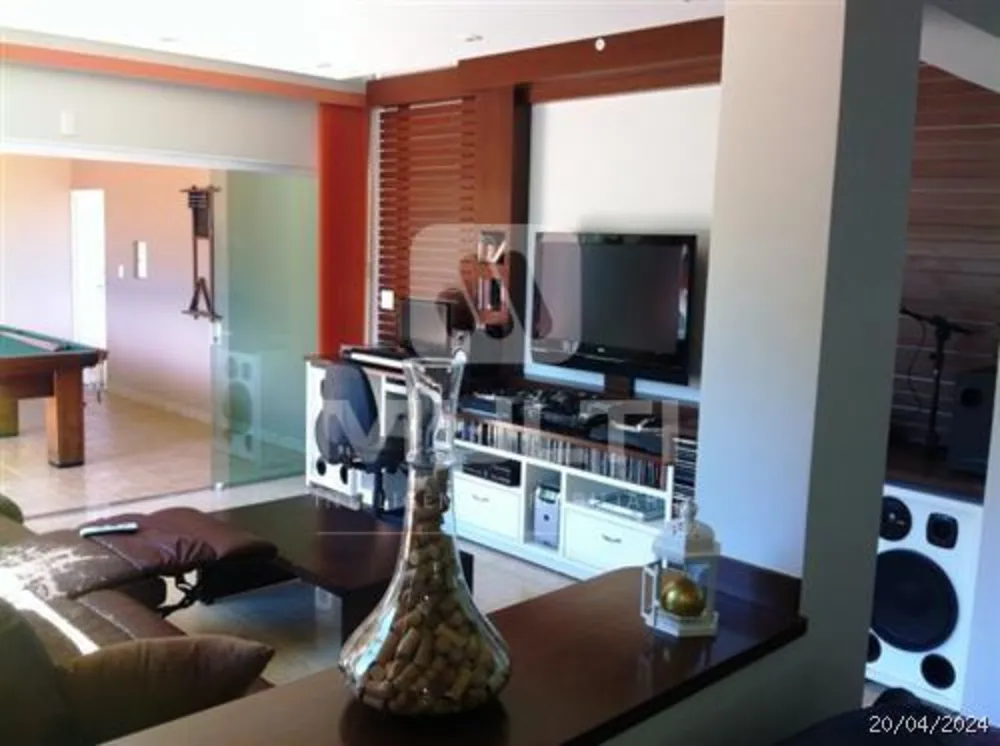 Casa, 4 quartos, 620 m² - Foto 1