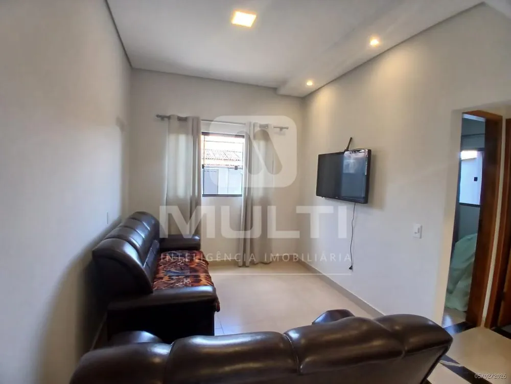 Casa, 3 quartos, 114 m² - Foto 1