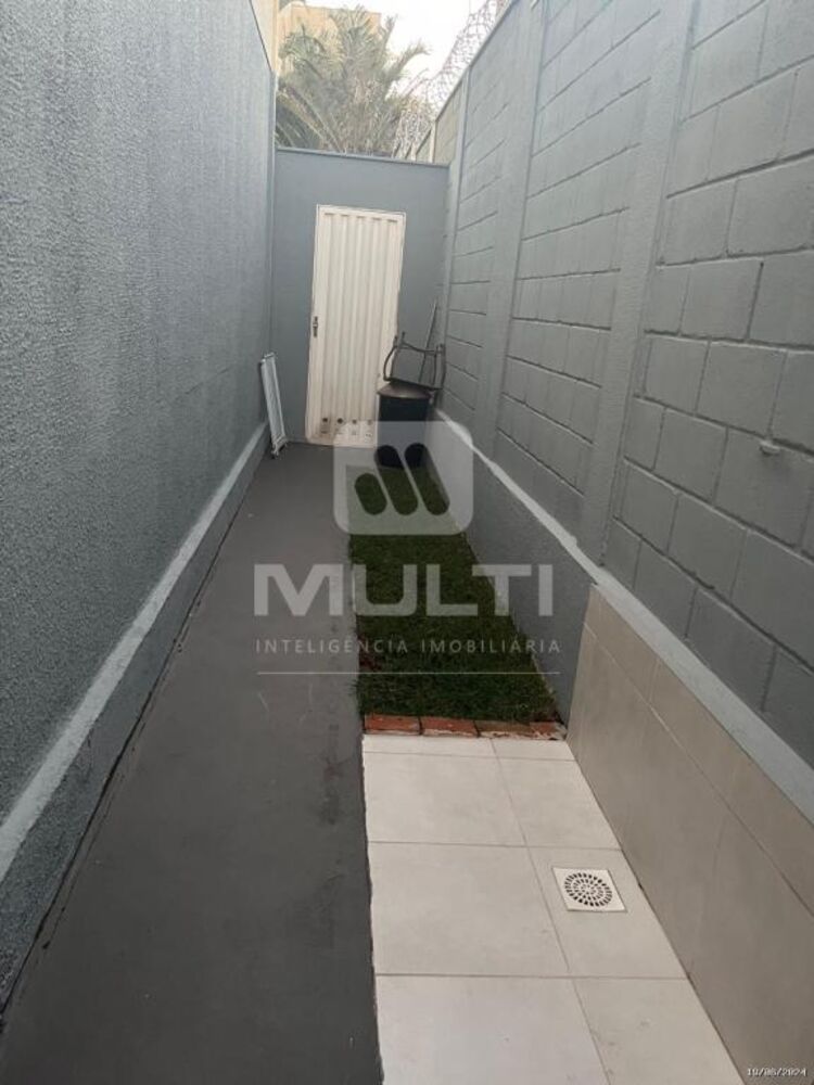 Casa de Condomínio à venda com 3 quartos, 110m² - Foto 13