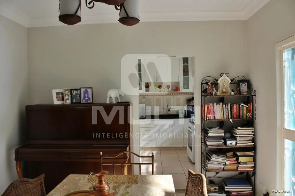 Casa, 3 quartos, 186 m² - Foto 2