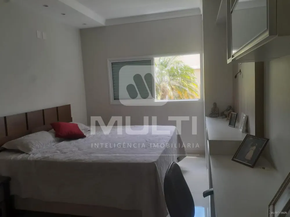 Casa, 3 quartos, 250 m² - Foto 10