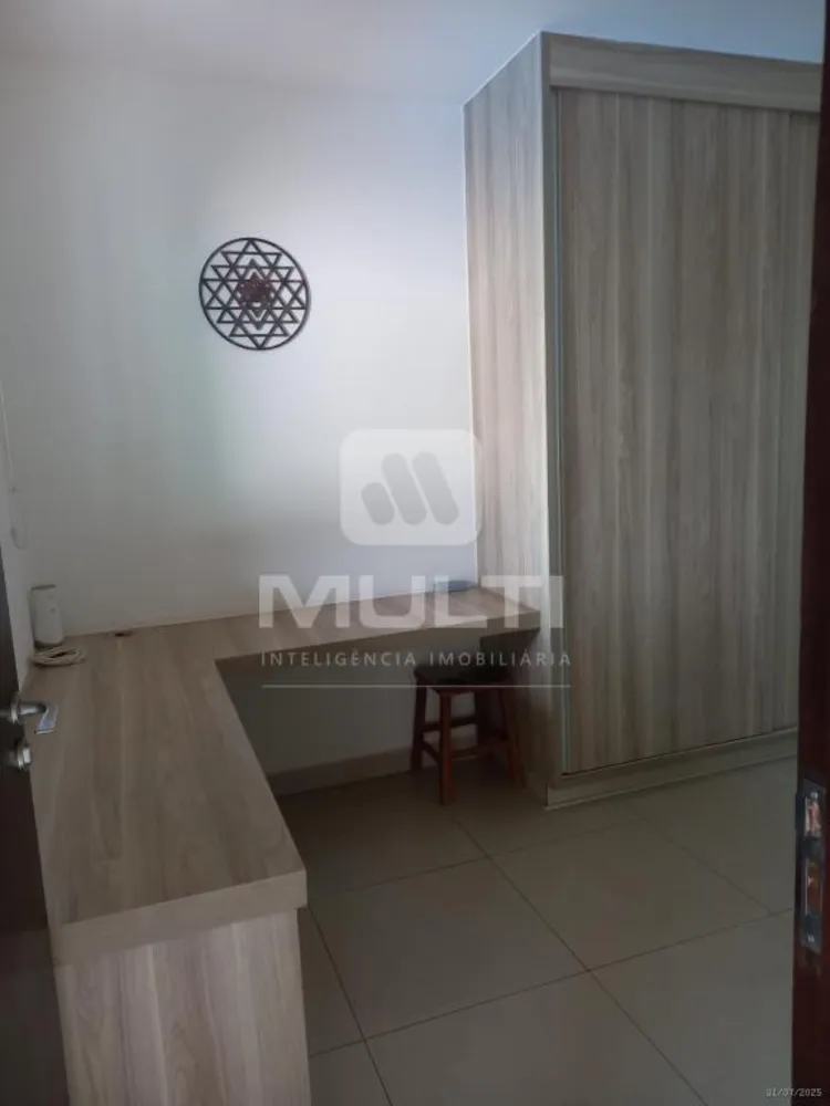 Casa, 3 quartos, 250 m² - Foto 8