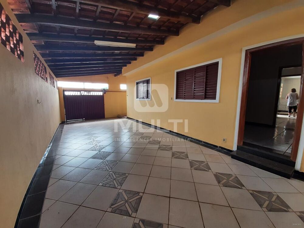 Casa, 3 quartos, 276 m² - Foto 1