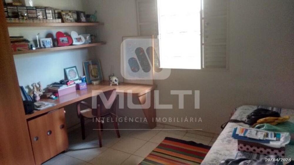 Casa, 3 quartos, 195 m² - Foto 3