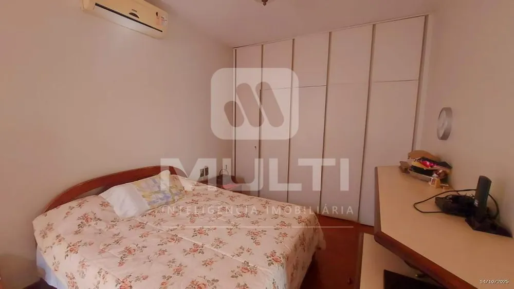Casa, 3 quartos, 236 m² - Foto 8