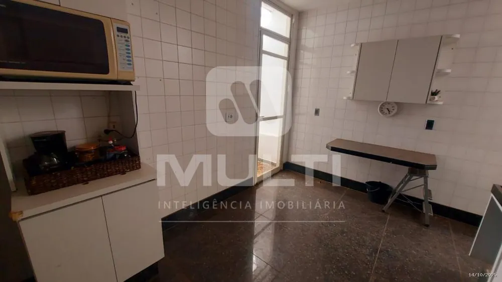Casa, 3 quartos, 236 m² - Foto 5