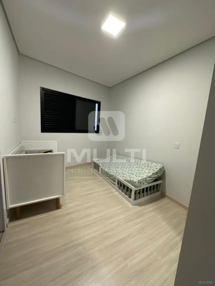 Casa, 3 quartos, 211 m² - Foto 6