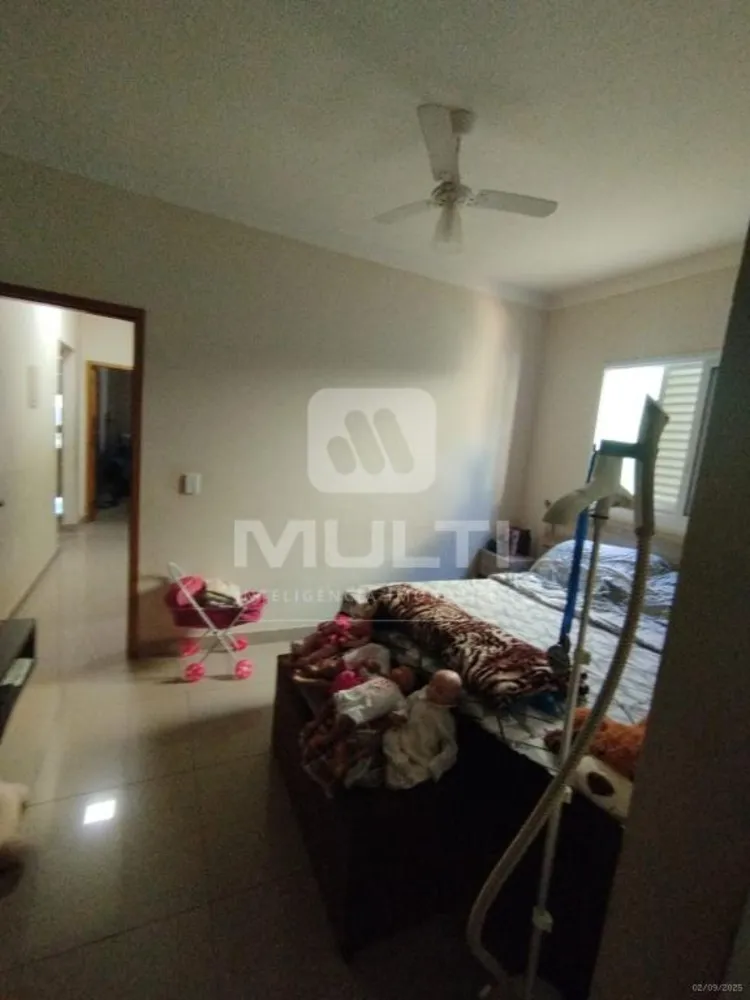Casa, 3 quartos, 250 m² - Foto 3