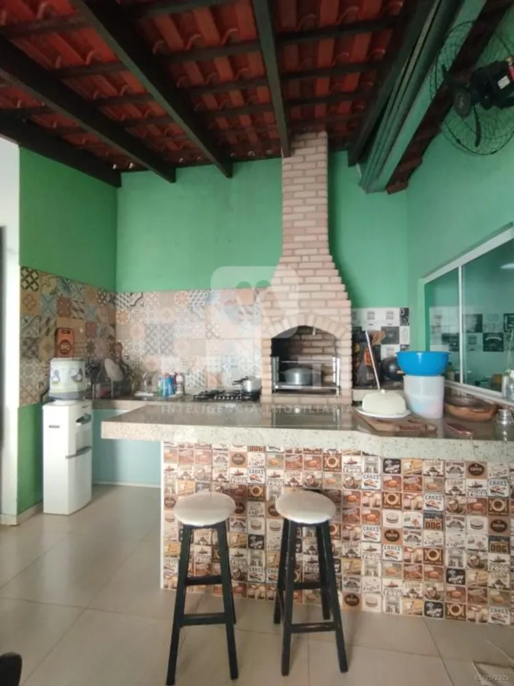 Casa, 3 quartos, 250 m² - Foto 1