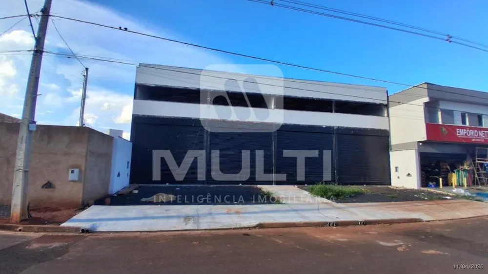 Casa, 1 quarto, 247 m² - Foto 1