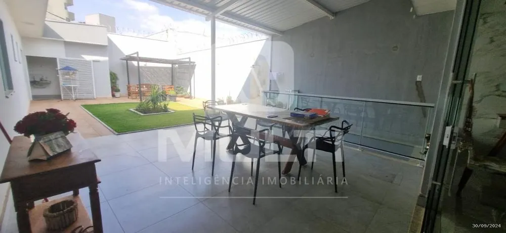Casa, 3 quartos, 325 m² - Foto 7