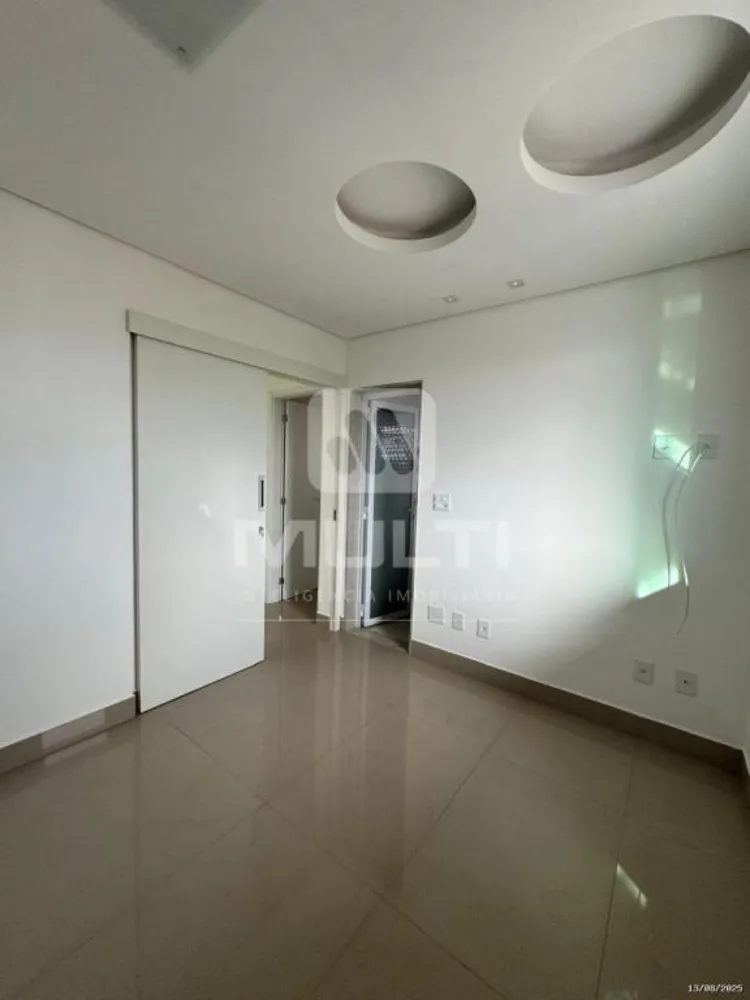 Cobertura, 3 quartos, 207 m² - Foto 3